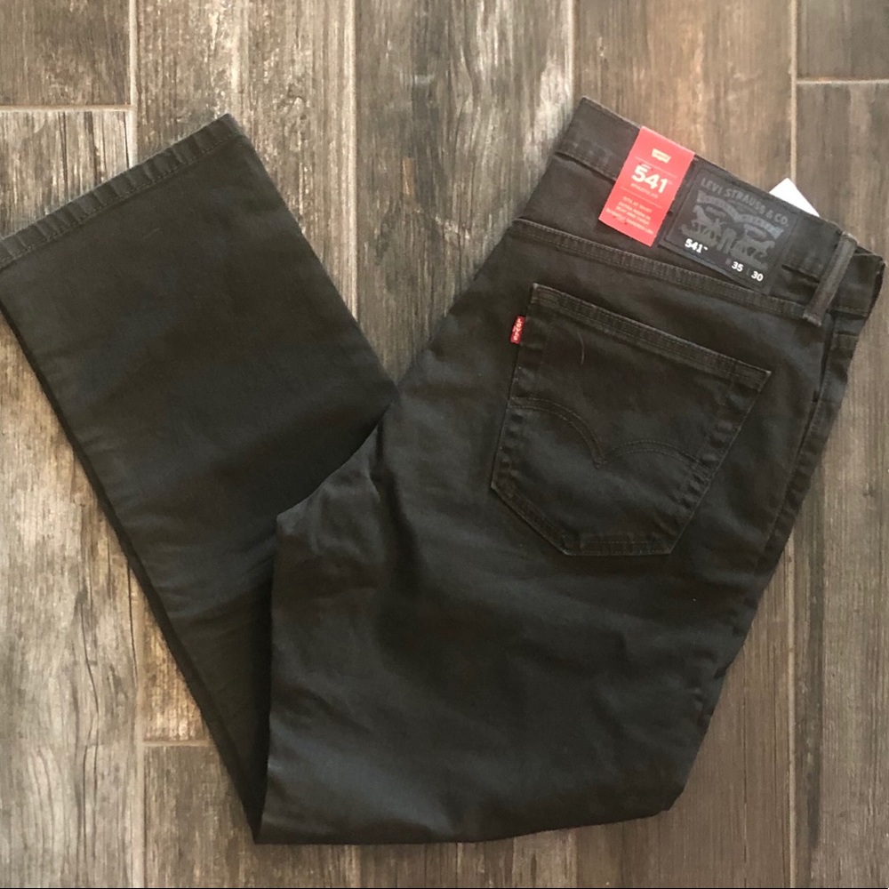 Men’s Levis Dark Brown 541 35/30